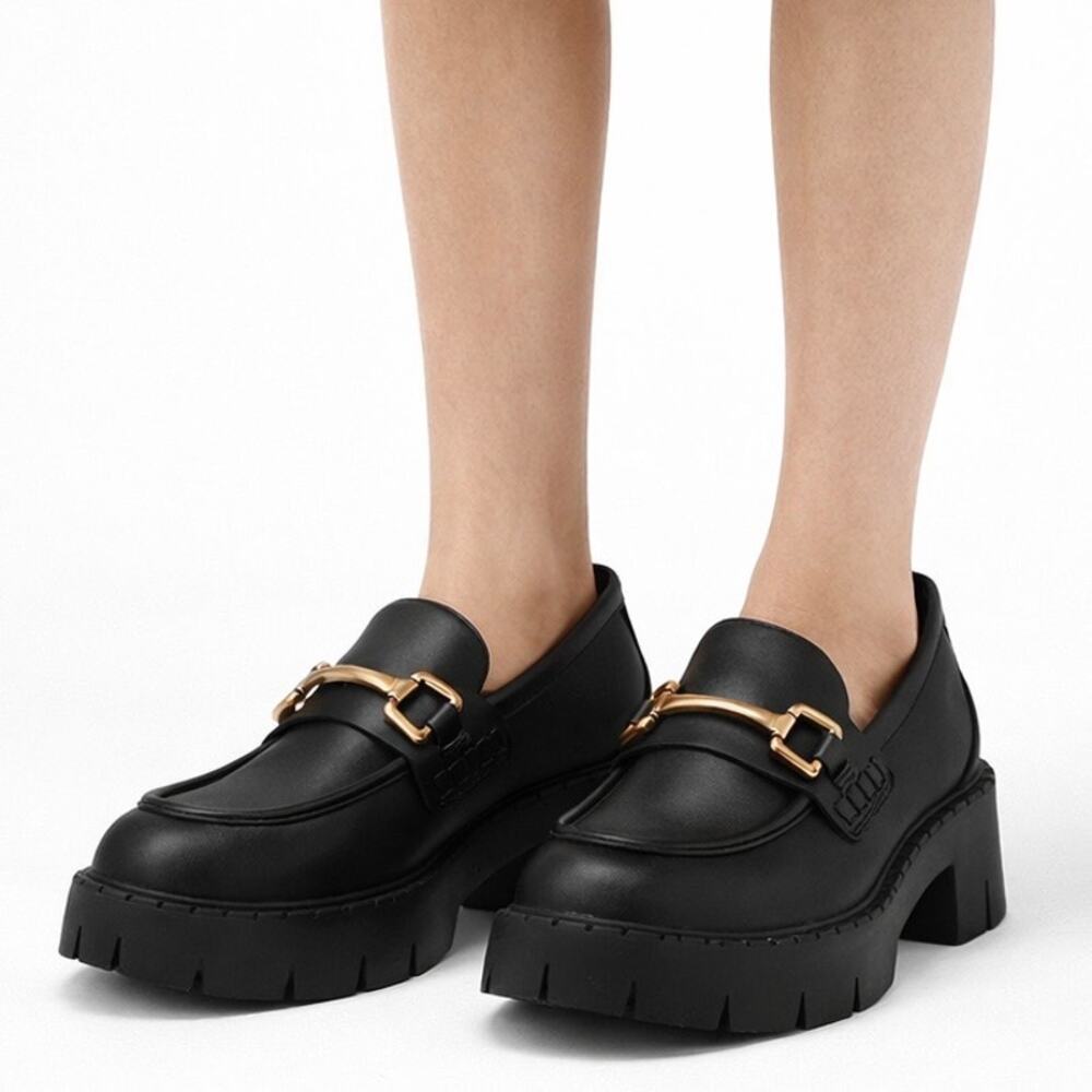 Mango Lug Sole Leather Loafer with Metallic Detail Black Size 38/ 7.5